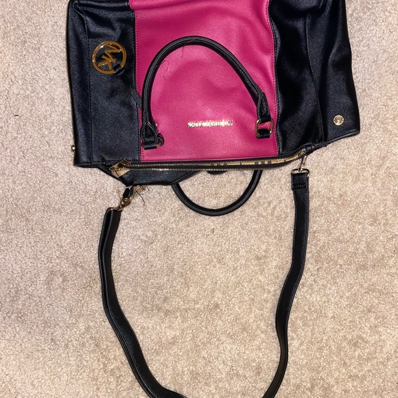 Handbag - Picture 2 of 2